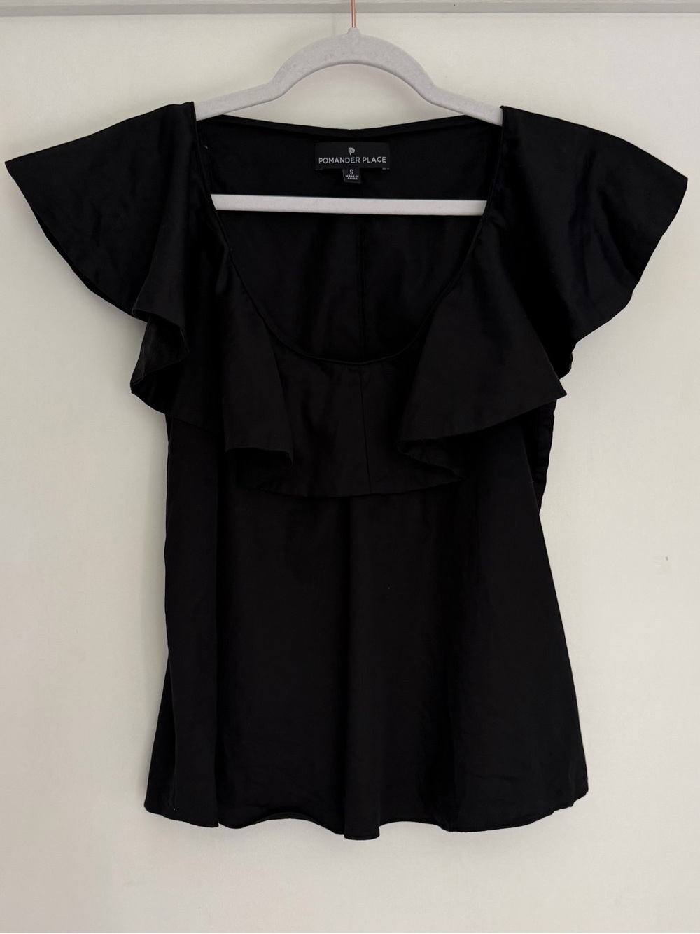 Pomander Place "Willabe" 100% Cotton Black Ruffle Sleeveless Blouse Top